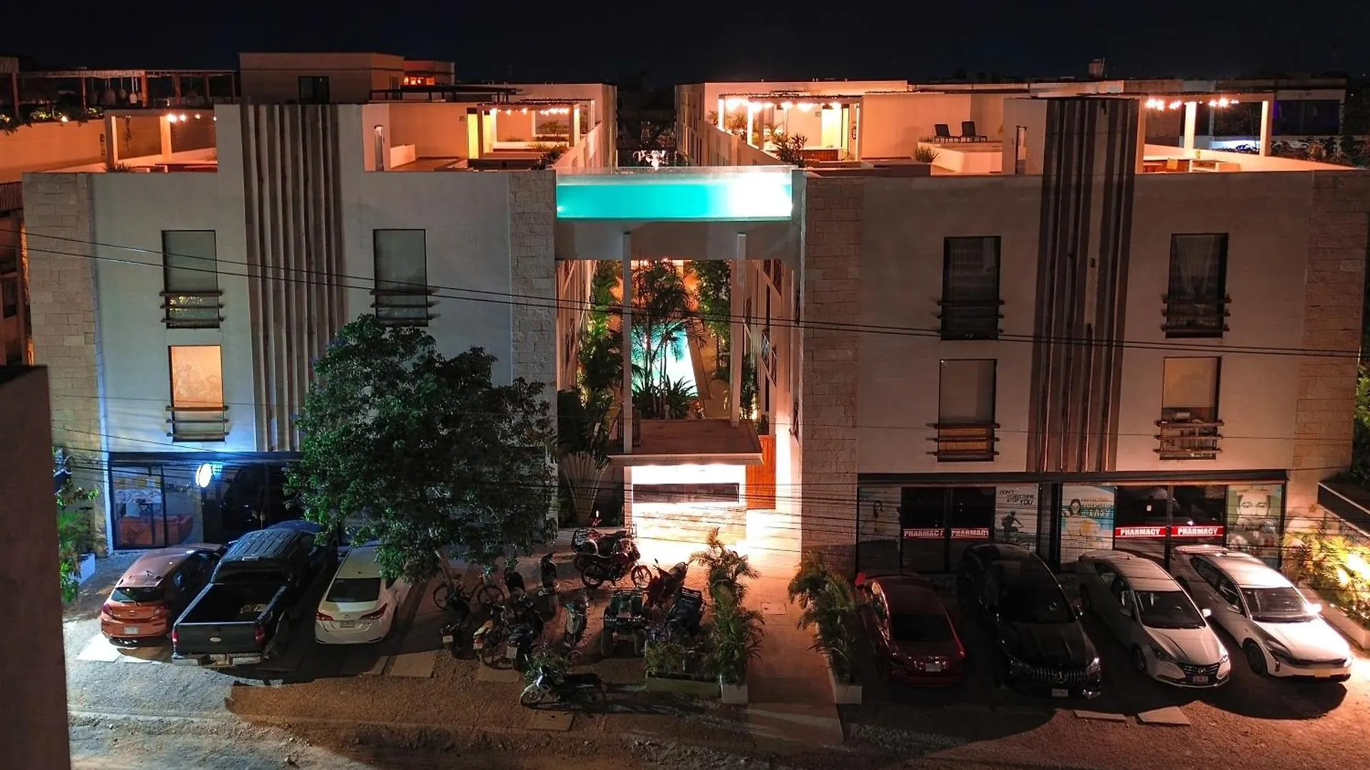 툴룸 2 Story Penthouse La Veleta 4Br 아파트