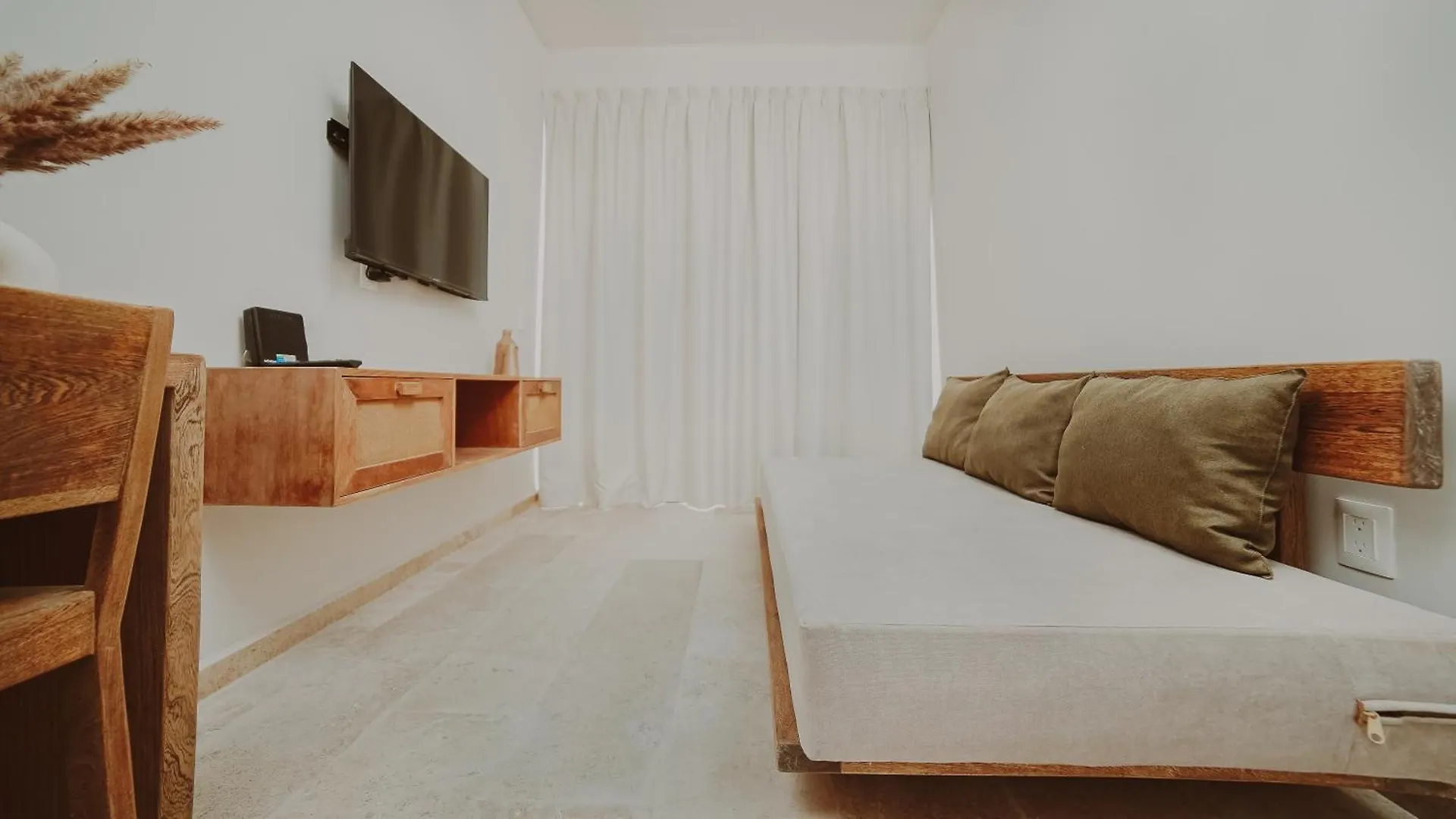 툴룸 2 Story Penthouse La Veleta 4Br 아파트