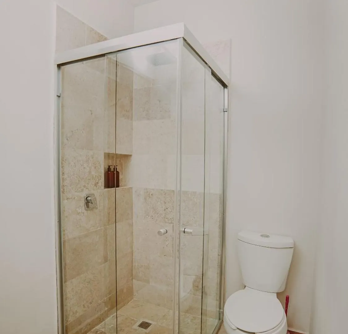 툴룸 2 Story Penthouse La Veleta 4Br 아파트